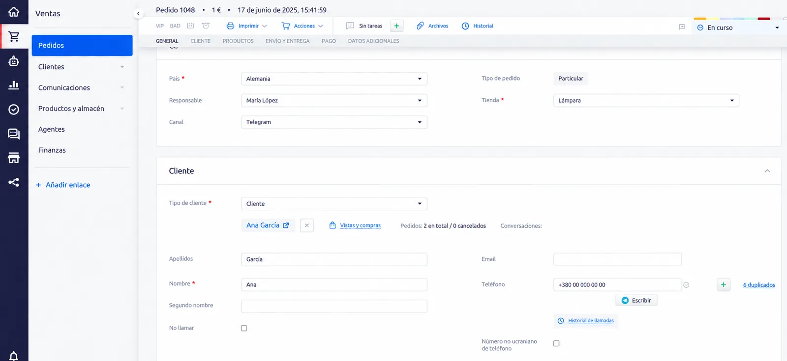 Ficha del pedido en Simla CRM: el botón «Escribir» bajo el número de teléfono del cliente